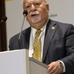 Vartan Gregorian.jpg