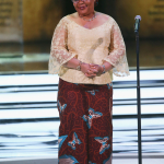Leymah Gbowee honors the inaugural Aurora Prize Laureate and finalists